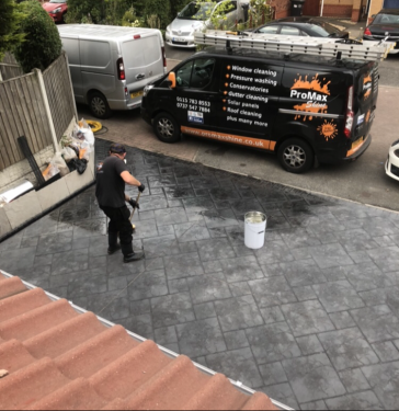 Click Here To Enlarge This Photo Of Driveway Clean & Seal