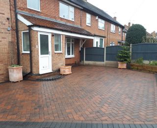 Driveway clean in Nottingham, This Driveway we then Treated to prolong the clean! No mess left behind for the home owner! We even cleaned the plant pots free of charge!: Click Here To View Larger Image